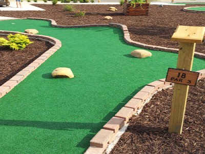 Things To Do COHUTTA COVE MINI GOLF
